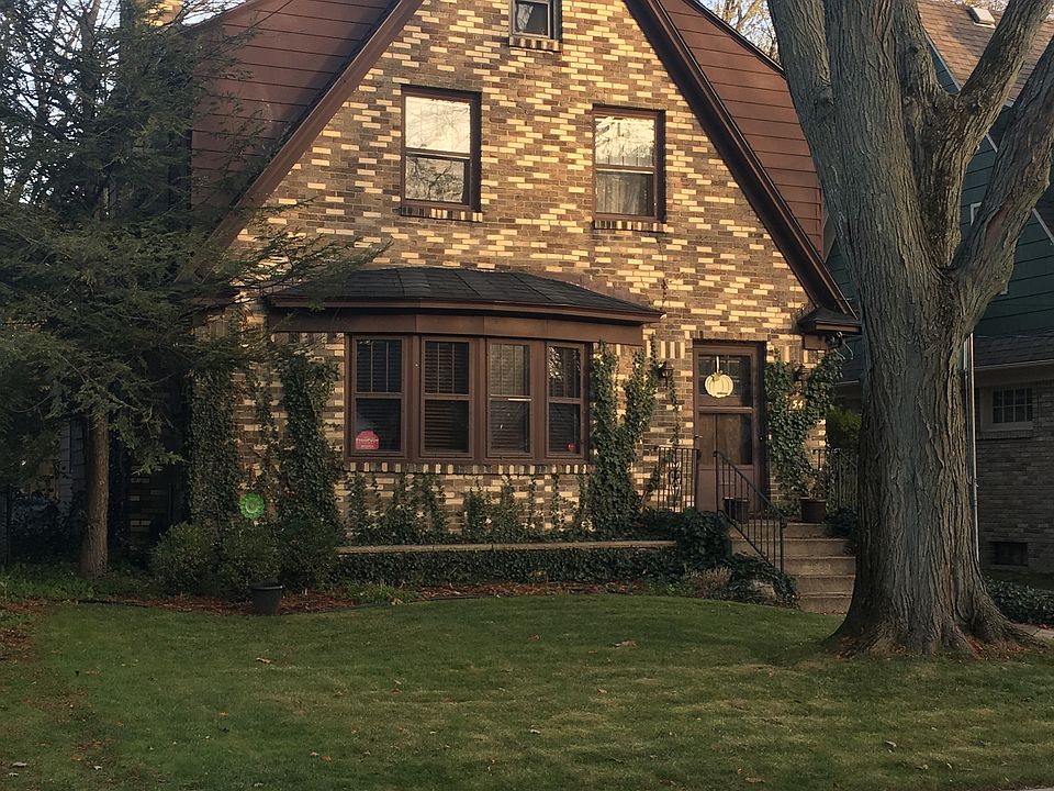 1st image of 54 Baynton Ave NE
