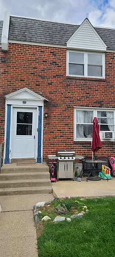 242 S Spring Garden St #C Photo 1
