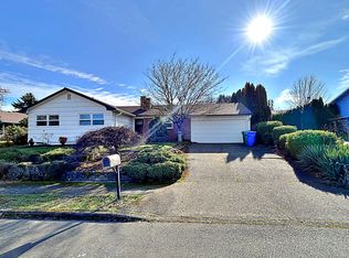 13806 NE Fremont Ct, Portland, OR 97230