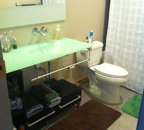 4th image of 117 W 20th St APT 407