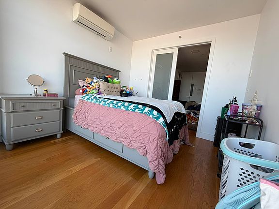 3rd image of 1040 Dean St APT 502
