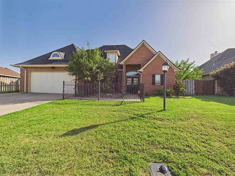 1st image of 5009 NE Haddington Pl