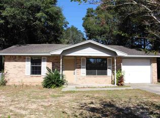 5614 Windham Rd, Milton, FL 32570