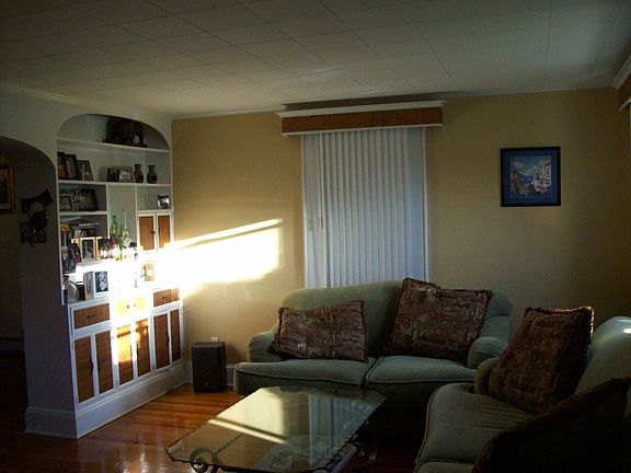 3rd image of 454 Ocean Ave