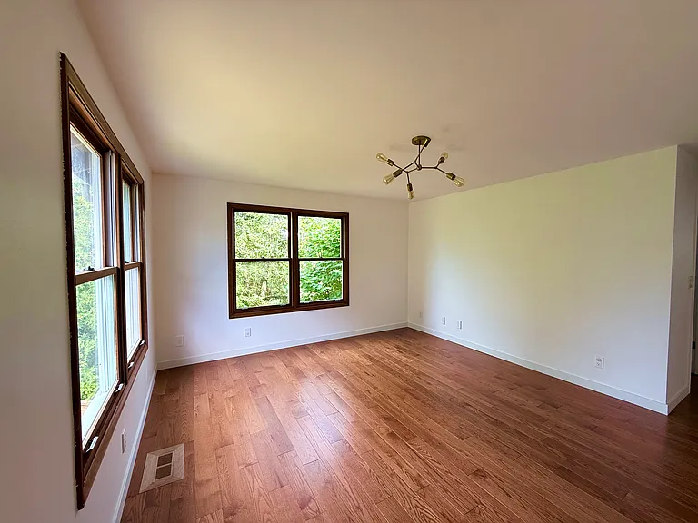 17417 SE 46th Pl — Photo 20