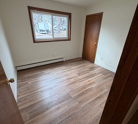 5th image of 2161 Basswood Ln #B