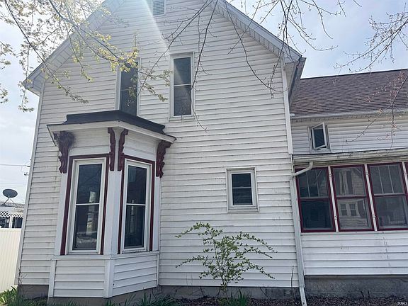 2nd image of 303 N Harrison St
