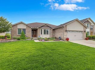 52653 Stag Ridge Dr, Macomb, MI 48042