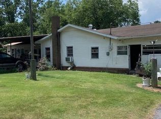 378 Simmons Rd, Toccoa, GA 30577