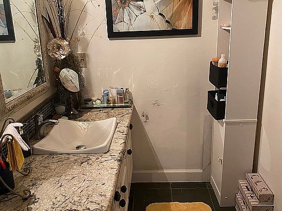 4th image of 6261 Ludington Dr #1-806