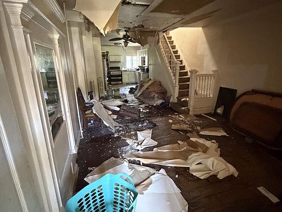 2nd image of 1729 Montpelier St