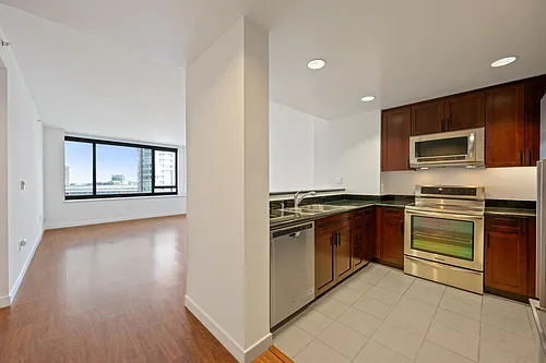 260 King St Photo 1