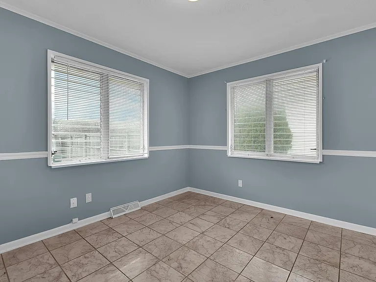 3159 Stephen Dr S — Photo 25