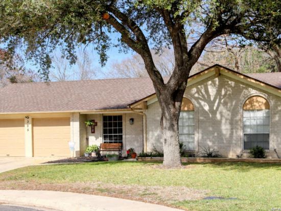 305 Southwick, Seguin, TX 78155