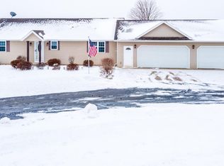 W7261 Center Valley Rd, SHIOCTON, WI 54170