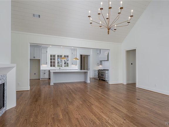 5th image of 6019 Watling Cir