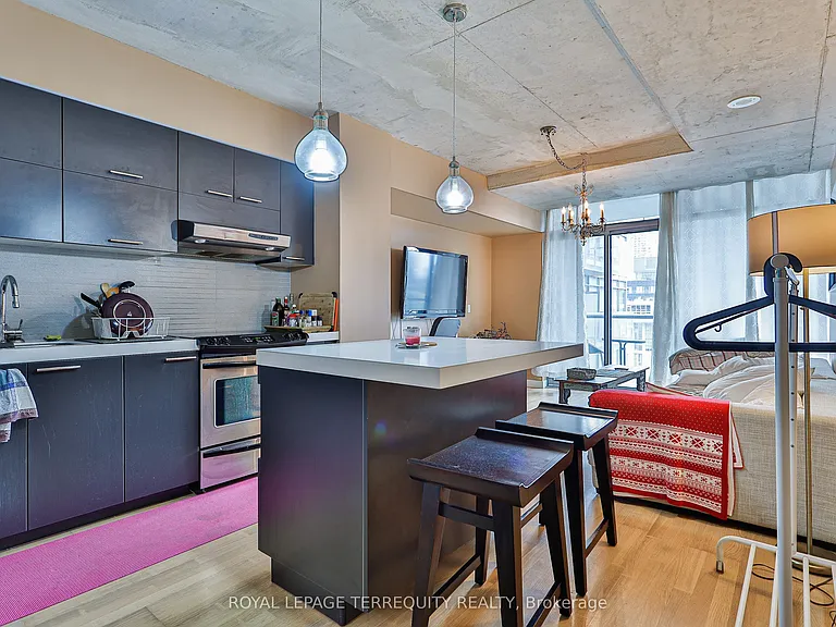 55 Stewart St #902 — Photo 7