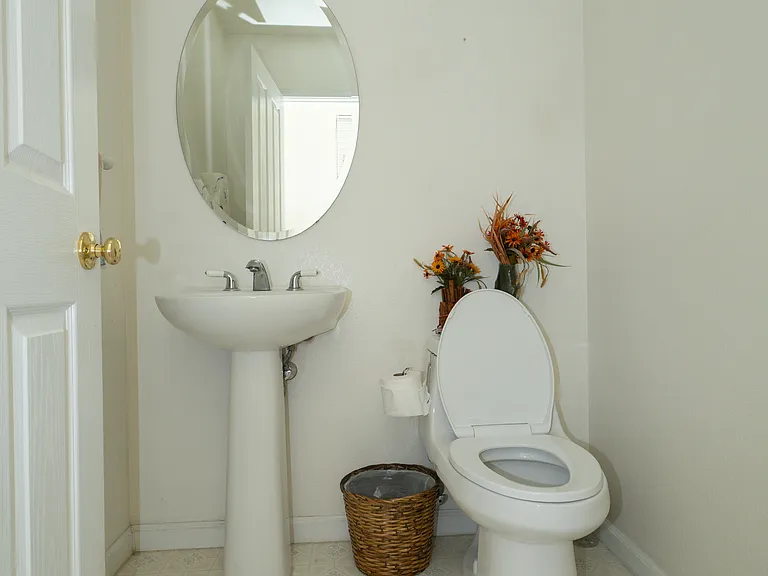 6784 Sunriver Ln — Photo 34