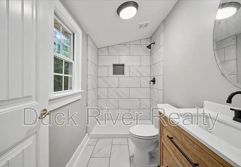 509 Hardwick Ave — Photo 8