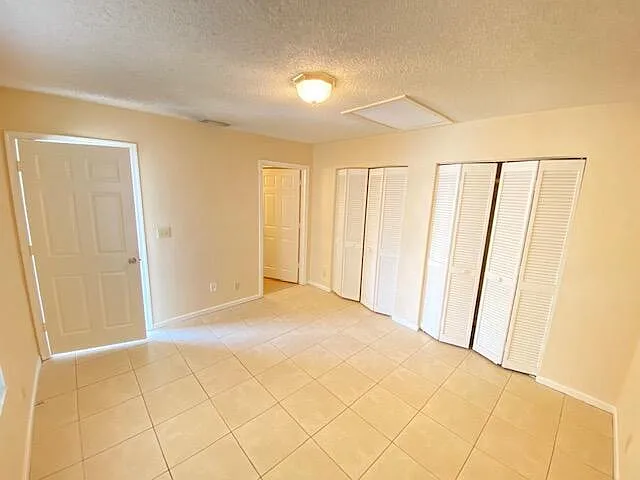 1157 Hyacinth Pl #C1 — Photo 6
