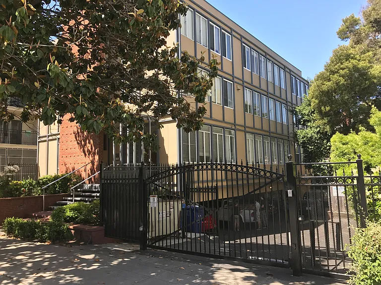 2508 Hillegass Ave — Photo 3