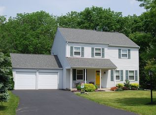2335 Turnbury Rd, Gilbertsville, PA 19525