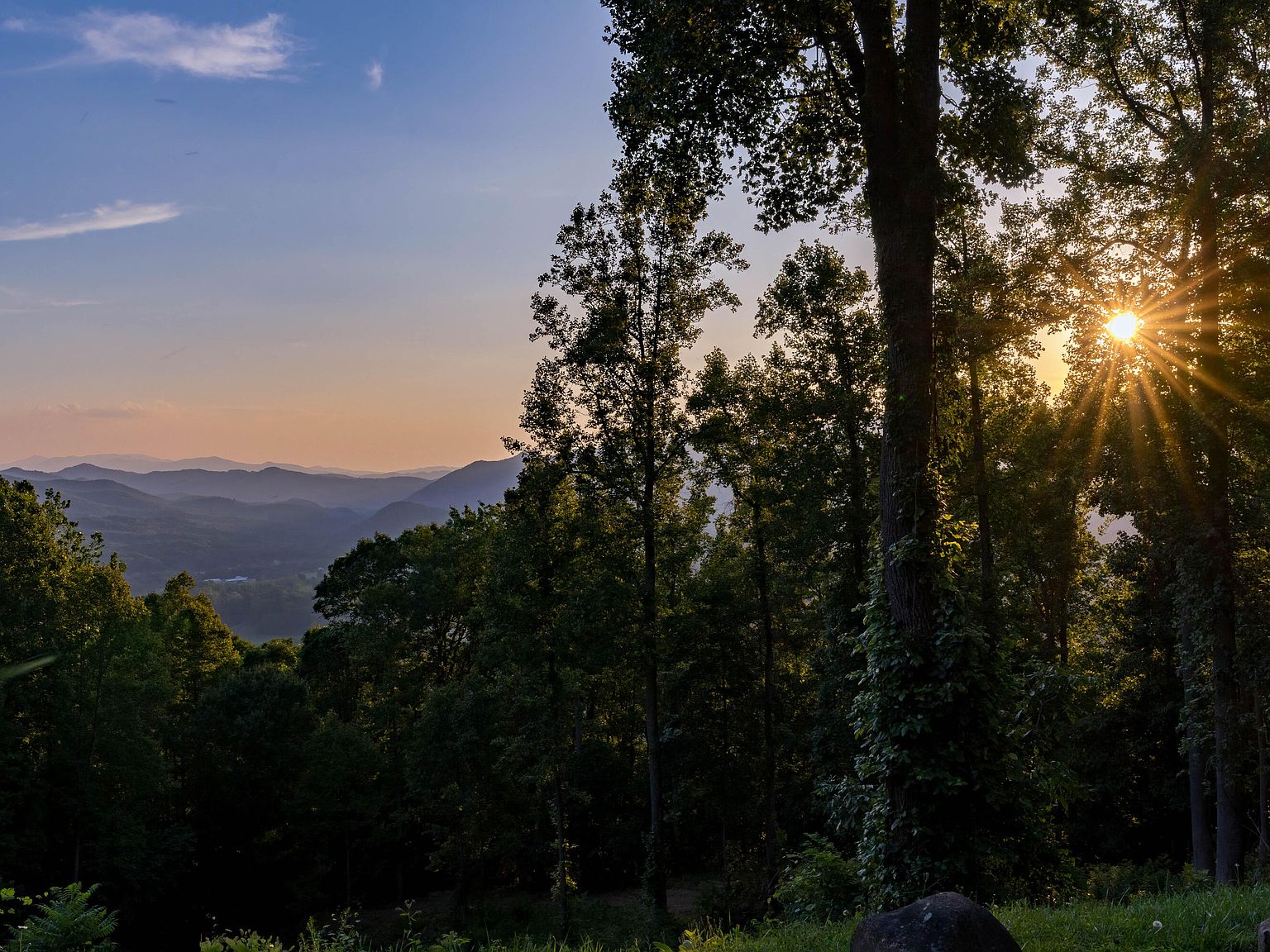 2 Ridgetop Ln, Unicoi, TN 37692 MLS 9959506 Zillow