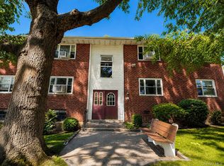 6 DeHaven Drive #1E, Yonkers, NY 10703