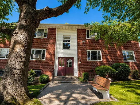 6 DeHaven Drive #1E, Yonkers, NY 10703
