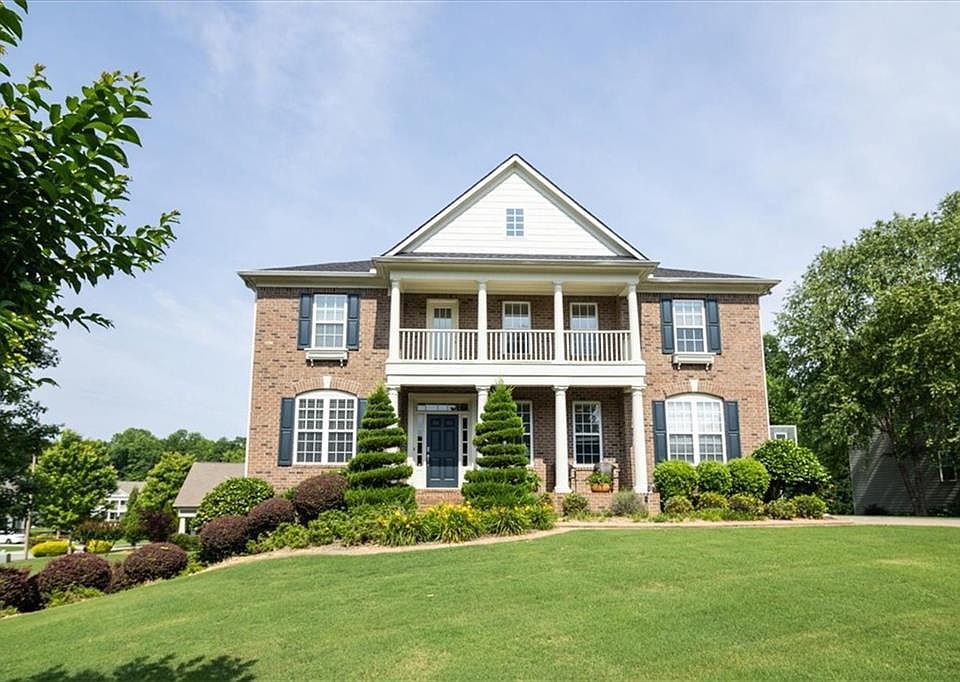1st image of 249 Chadwyck Ln