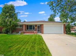 33647 Elford Dr, Sterling Heights, MI 48312
