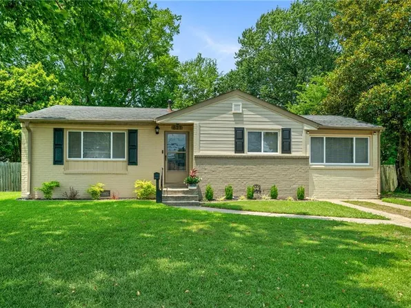 621 Aragona Blvd, Virginia Beach, VA 23462