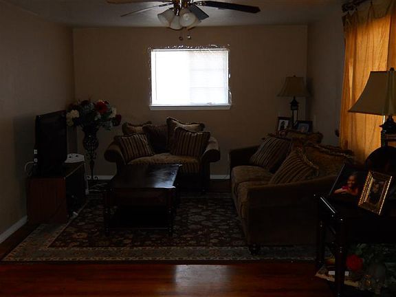 2nd image of 507 E Grangeville Blvd