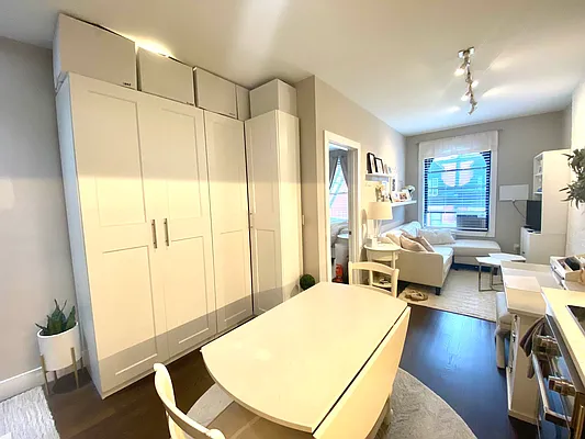 Rented by Corcoran | media 3