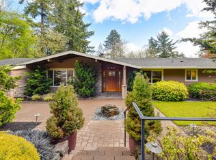 3000 SW Scenic Drive Ct, Portland, OR 97225