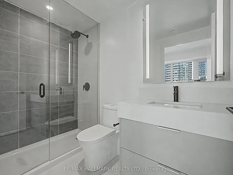 308 Jarvis St #405 — Photo 17