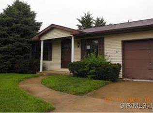 Fox Meadow Ln, Glen Carbon, IL