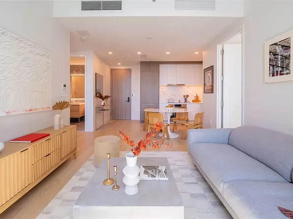 45-30 Pearson St #10F, Long Island City, NY 11101