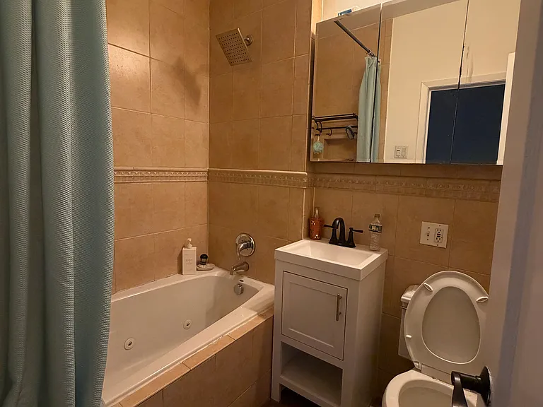 1402 Thieriot Ave #1 — Photo 7