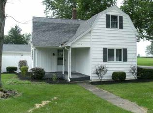 612 W Carmean St, Ohio City, OH 45874