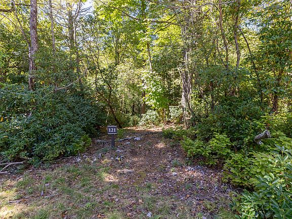 5th image of 121 Rippling Waters Trail