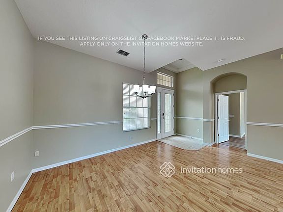 5th image of 3204 Hanging Vine Ct