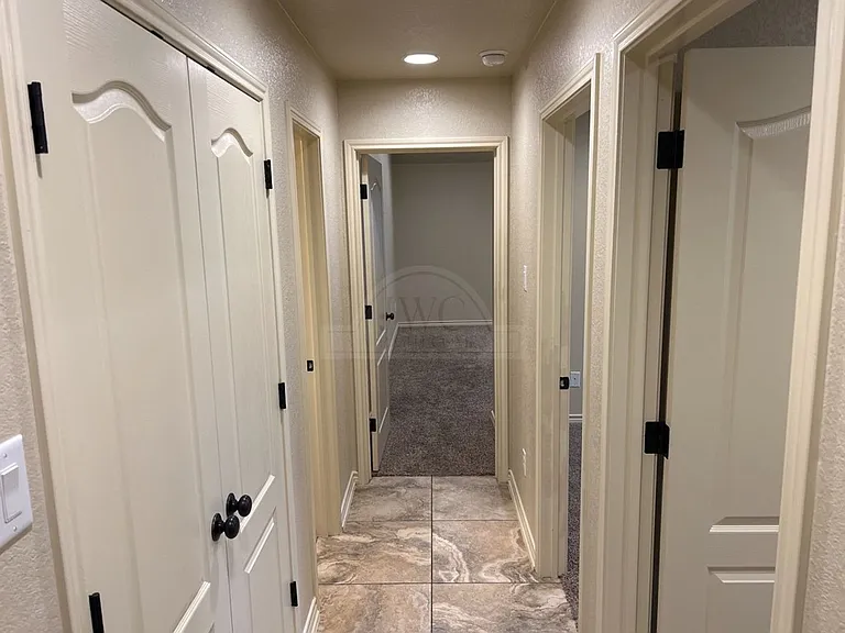 5910 Cordillera Dr — Photo 10