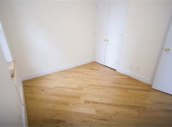 4th image of 1376 York Ave APT 4C