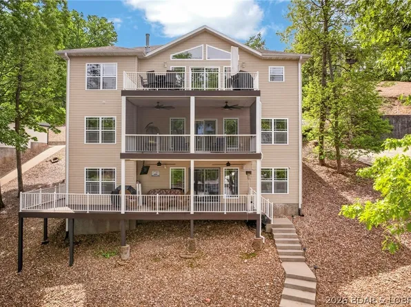 1167 Beacon Point Cir, Lake Ozark, MO 65049