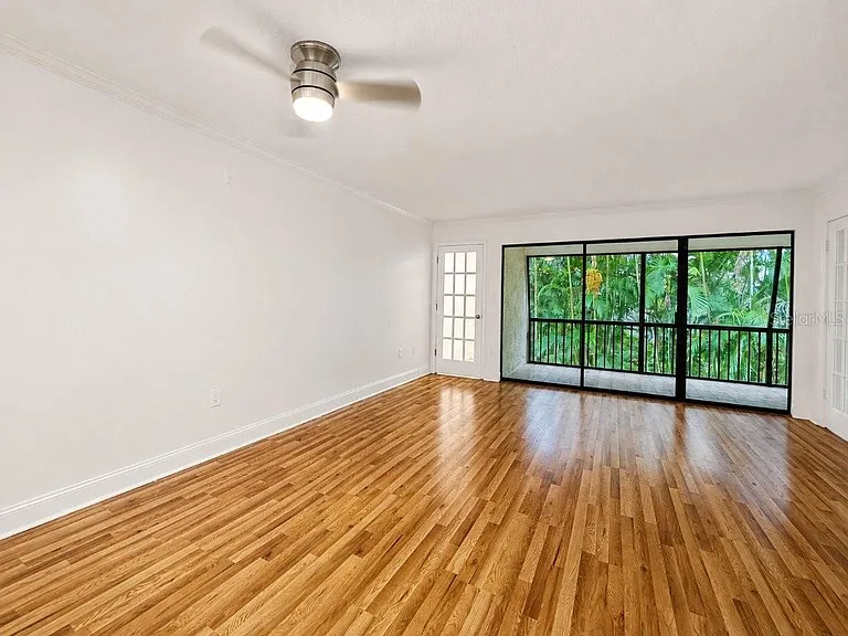 4570 Ringwood Mdw #2 — Photo 6