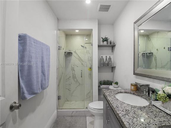 4th image of 10135 SW 139th Pl