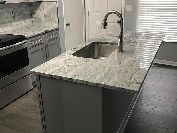 5th image of 3895 Grand Bend Dr