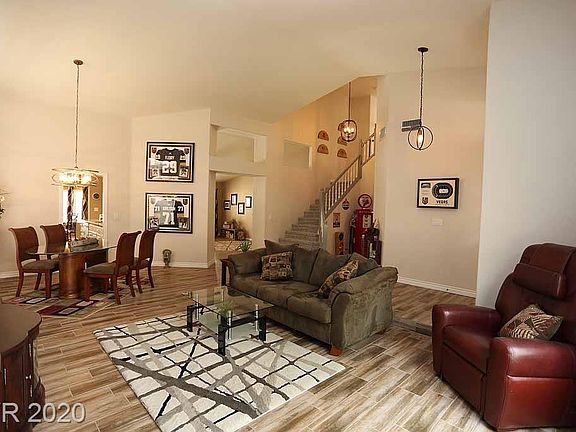 2nd image of 9932 Whalers Landing Ct