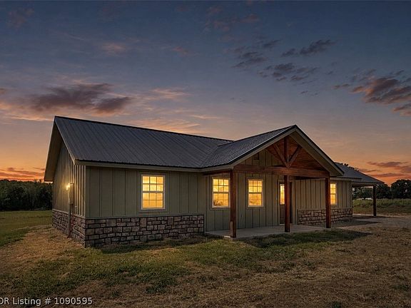 2nd image of 110 Hall Ln